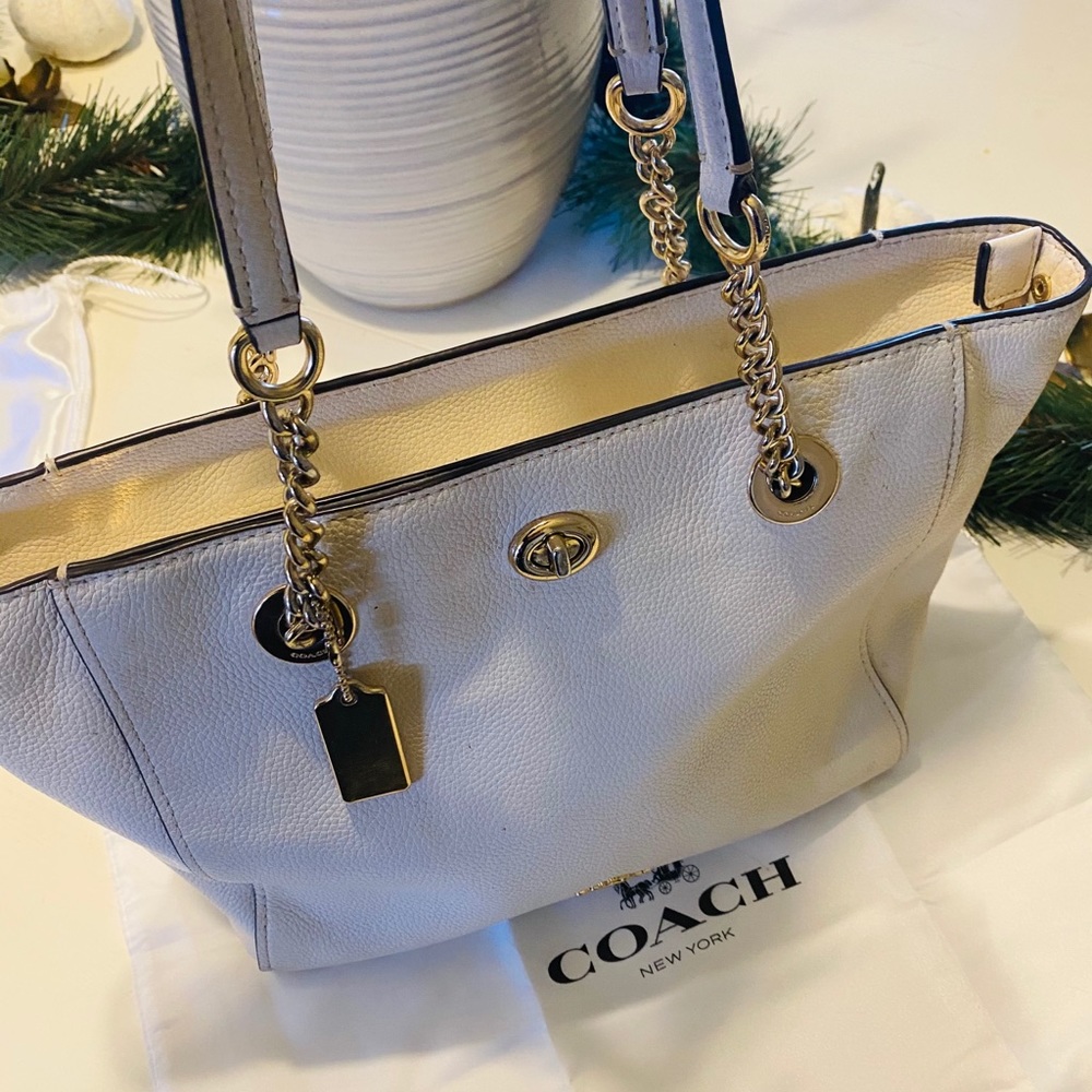 Coach Turnlock Tote Chalk